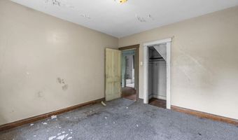 39 W 40TH St, Bayonne, NJ 07002