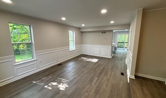 2000 RED MAPLE Grv, Ambler, PA 19002
