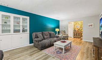 1641 Hillcrest Ave, Anderson, IN 46011