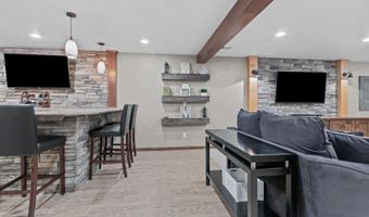 W5982 STRAWFLOWER Drive, Appleton, WI 54915