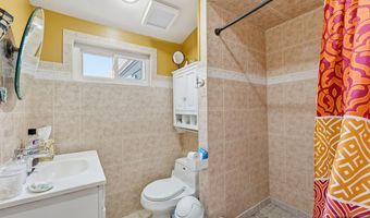 181 Phelps Ave, Bergenfield, NJ 07621