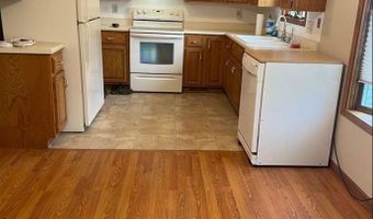 303 Lincoln Dr, Alcester, SD 57001