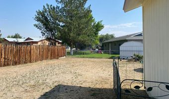 921 S 10th St, Challis, ID 83226