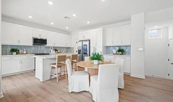 323 Honeysuckle, Oceanside, CA 92057
