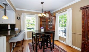 330 N Countryside Dr, Ashland, OH 44805