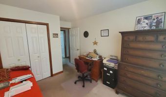 41 Dana Dr, Bangor, ME 04401