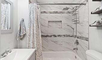 482 Radovan Ave, Bayville, NJ 08721