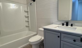 1 Maplewood Ct, Barnegat, NJ 08005