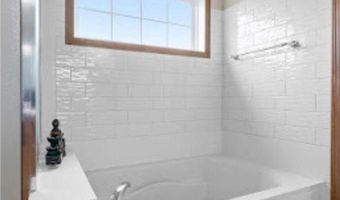 15850 Elmwood Ln, Apple Valley, MN 55124