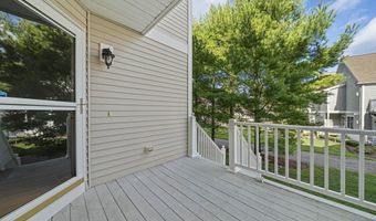305 Rembrandt Way 305, Abington, MA 02351