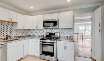 4472 RUGGLES Ct, Annandale, VA 22003