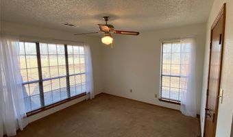 200 Day Miar Rd, Alvarado, TX 76009