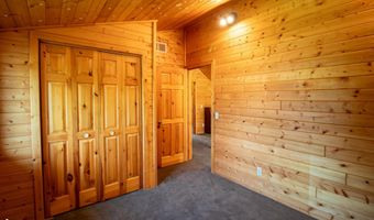 332 Allan St, Allison, IA 50602