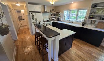 5 A114 N Apple Canyon Rd, Apple River, IL 61001