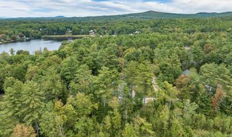 21 Davis Dr, Barnstead, NH 03225