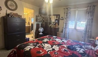 202 N Division St, Cowley, WY 82420