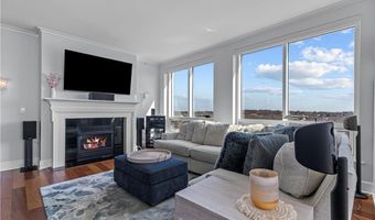 1 Tower Dr 1402, Portsmouth, RI 02871