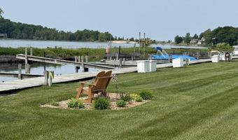 3287 Lakeland Dr, Arcadia, MI 49613