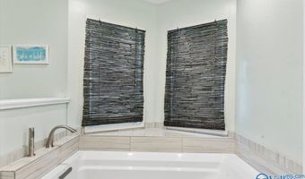 135 Villa Grande, Albertville, AL 35950