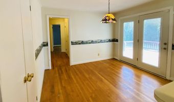 2012 Yelton Dr, Camden, SC 29020