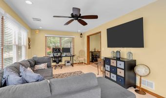 633 Spray Ave, Beachwood, NJ 08722