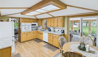 16714 Queens Rd, Avon, MN 56310