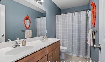 1175 Dogwood Meadows Dr SE, Ada, MI 49301