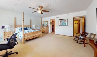 201 N Vail Ave 207, Arlington Heights, IL 60004