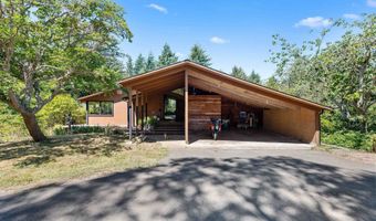 705 OHIO Ave NE, Bandon, OR 97411