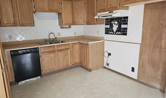 108 W 5th St, Hawthorne, NV 89415