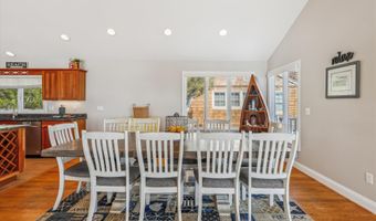 54 S ATLANTIC Ave, Bethany Beach, DE 19930