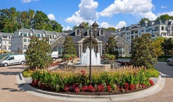 8111 RIVER Rd #131, Bethesda, MD 20817