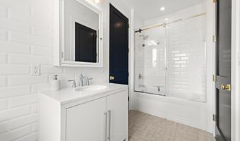 27 THIRD St, Beach Haven, NJ 08008