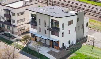138 Clear Creek Dr, Ashland, OR 97520