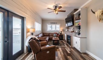 23 Indian Rings Rd, Big Timber, MT 59011
