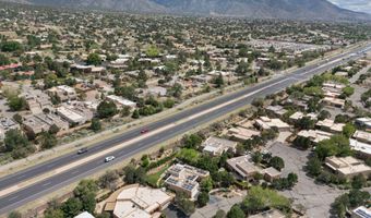 2740 TRAMWAY Cir NE, Albuquerque, NM 87122