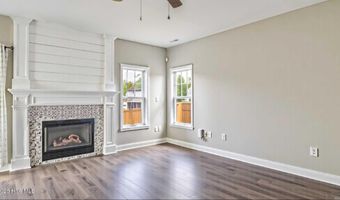 1141 Yellowwood Dr, Aberdeen, NC 28315