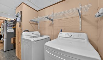 1103 Burnett Blvd, Alvarado, TX 76009