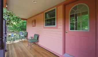 40 Lakewood Dr, Alton, NH 03810