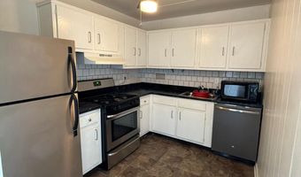 6011 EMERSON St 402, Bladensburg, MD 20710