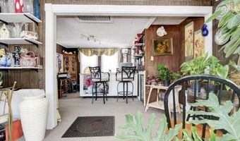 717 S 6th Ave, Absecon, NJ 08205