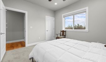 15093 Sunshine Ridge Rd, Anderson, CA 96007