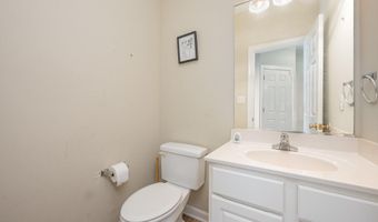 25 Silver Pl Apt B, Angier, NC 27501