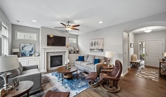 3813 NW Linwood Ln, Ankeny, IA 50023
