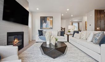 4749 N Valdai Ct, Aurora, CO 80019