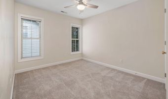 1212 Applethorn Dr, Apex, NC 27502