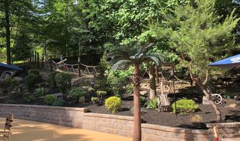 2619 HILL Rd, Reading, PA 19606