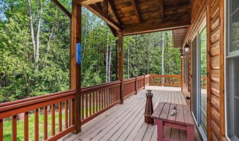 1900 N Forest Lake Dr, Alger, MI 48610