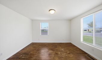803 9th St, Benton City, WA 99320