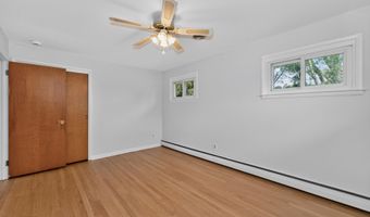 121 Ramsey Pl, Albany, NY 12209